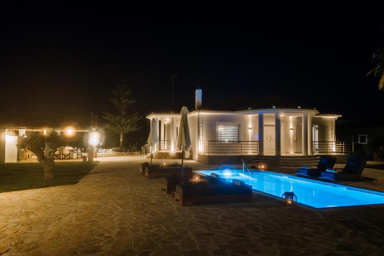 Villa Ellania Ambelokipoi  エクステリア 写真